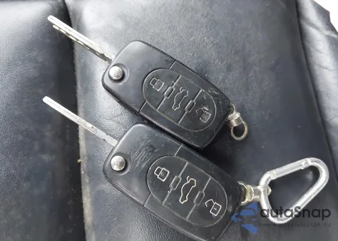 2004 Audi A4 3.0 from USA, damaged, VIN WAUDT48H14K007041